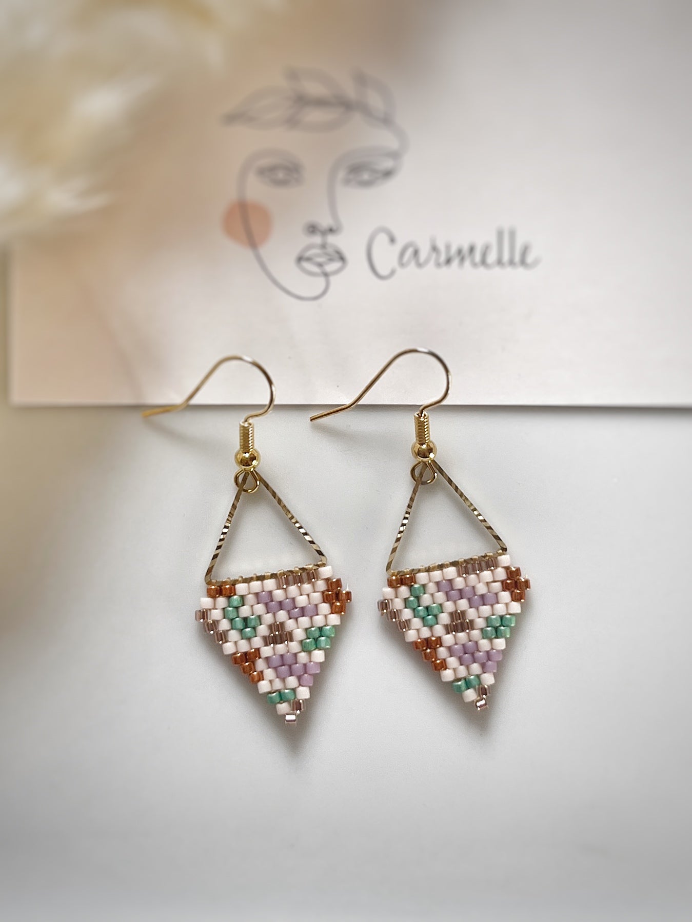 Boucles d’oreilles multicolores, motif terrazzo en perle de verre