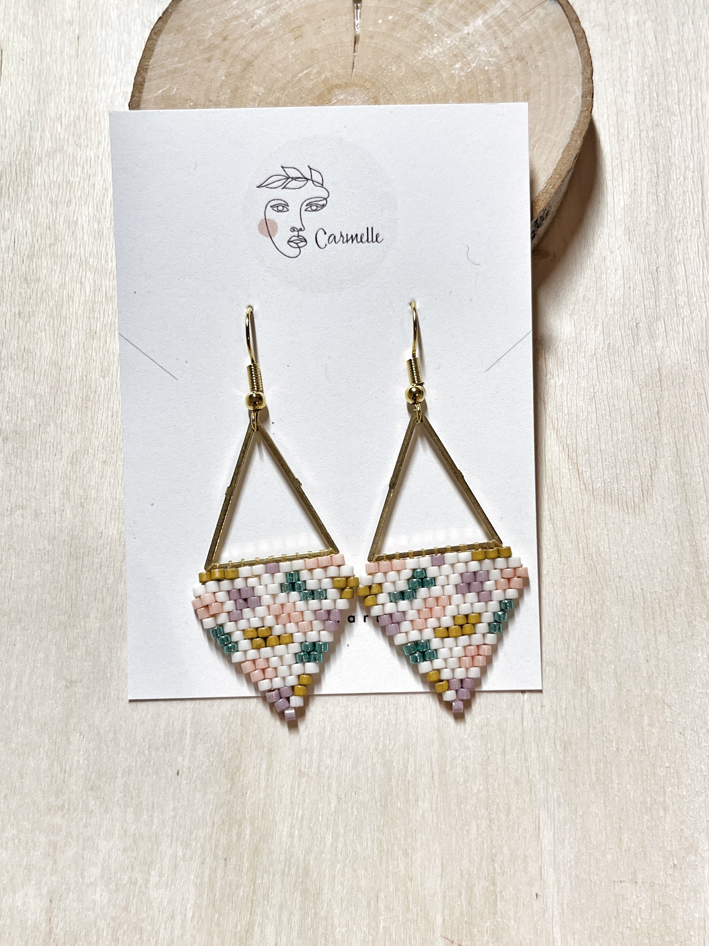 Boucles d’oreilles multicolores, au motif terrazzo, en perles de verres miyuki.
