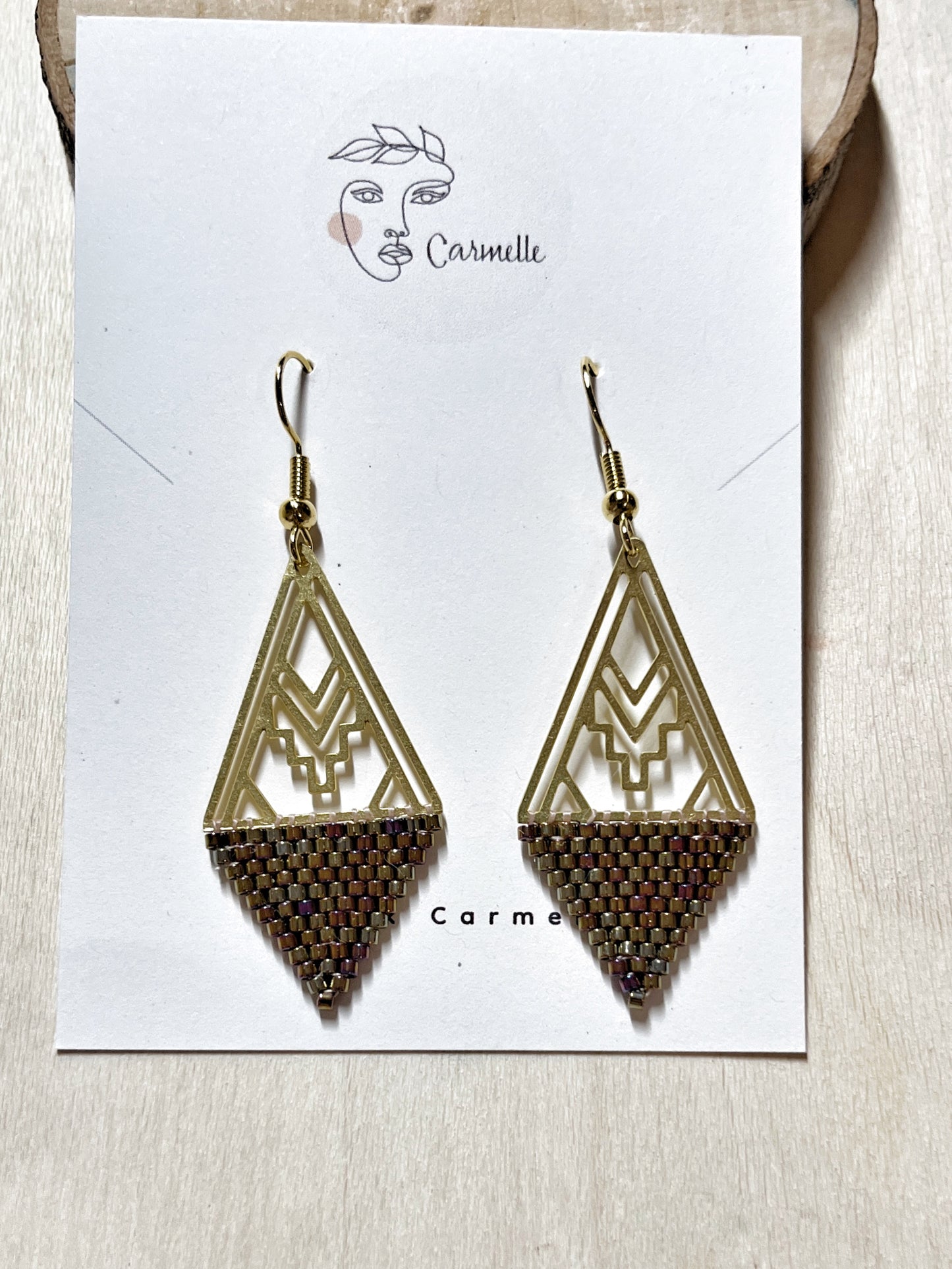 Bijoux Carmelle. Boucles d'oreilles bohème chic fait à la main.