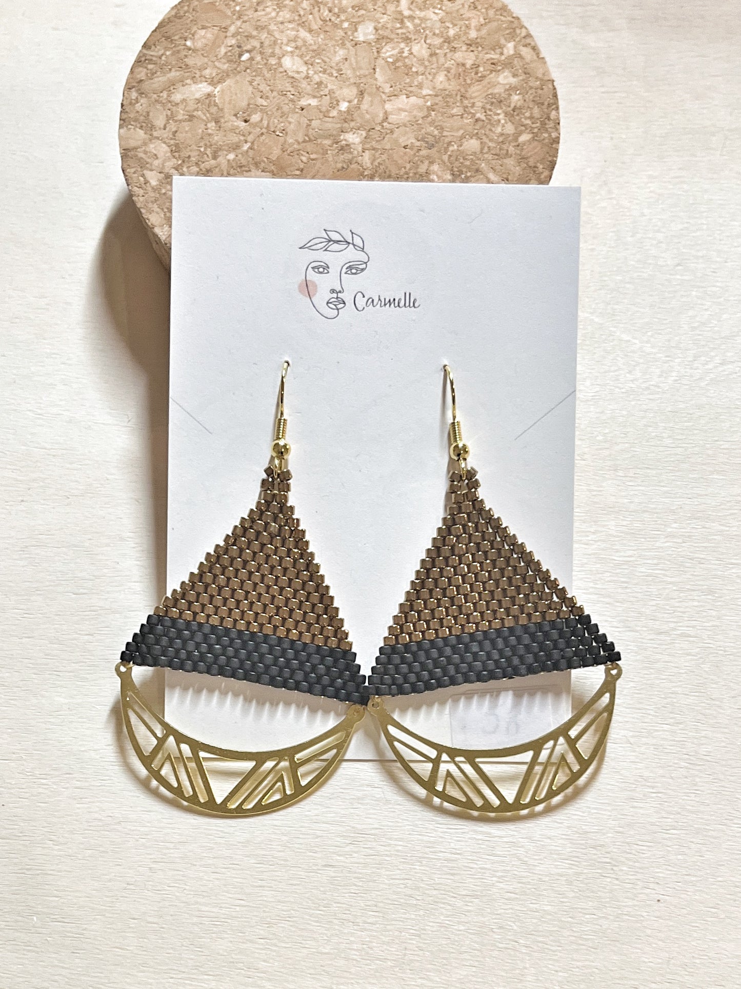 Bijoux Carmelle. Boucles d'oreilles bohème chic fait à la main.