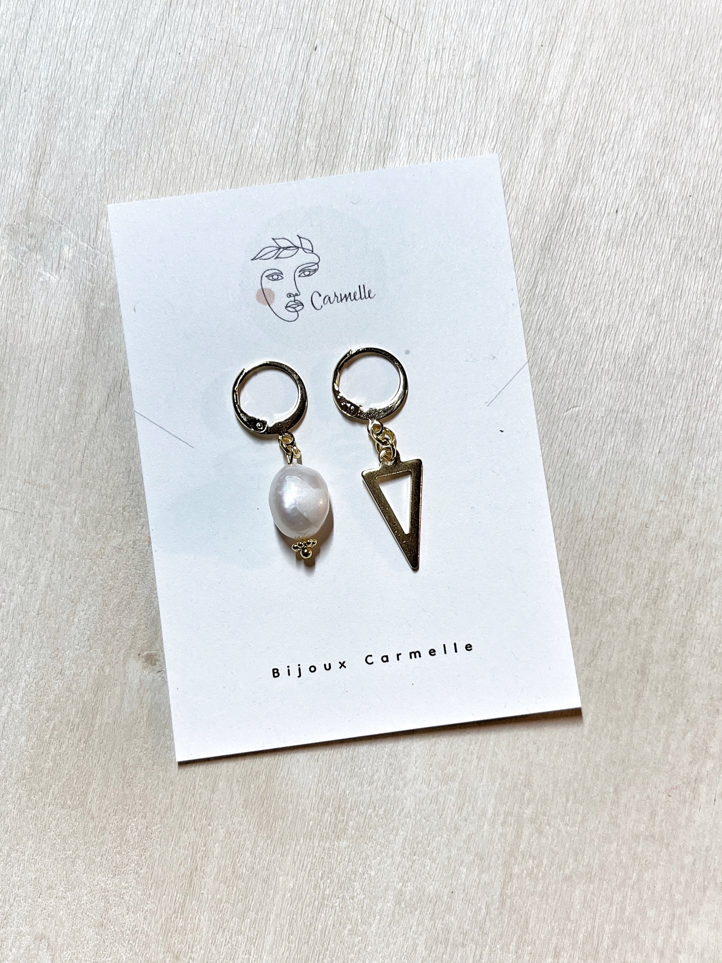 Bijoux Carmelle. Boucles d'oreilles bohème chic fait à la main.