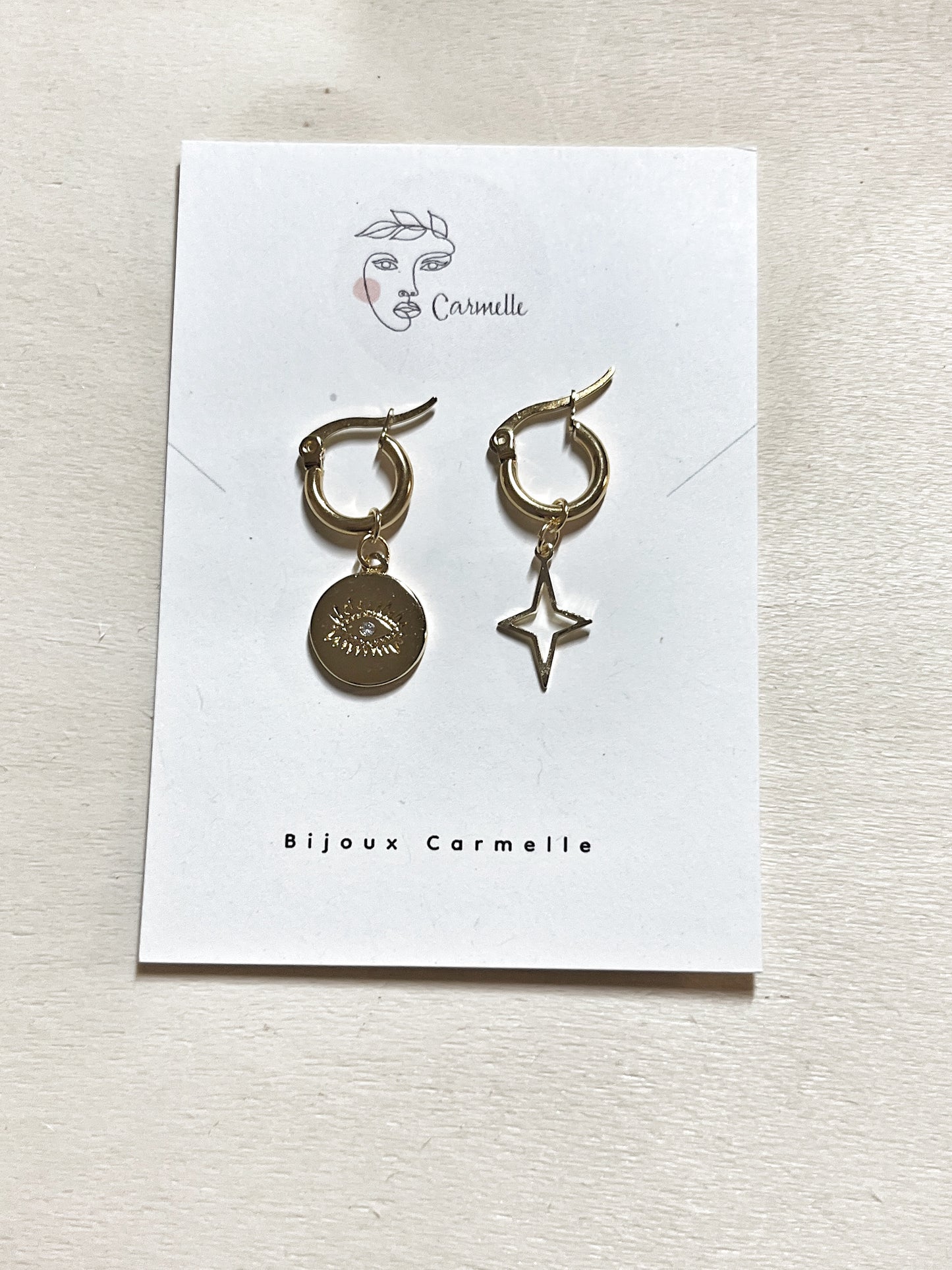 Bijoux Carmelle. Boucles d'oreilles bohème chic fait à la main.