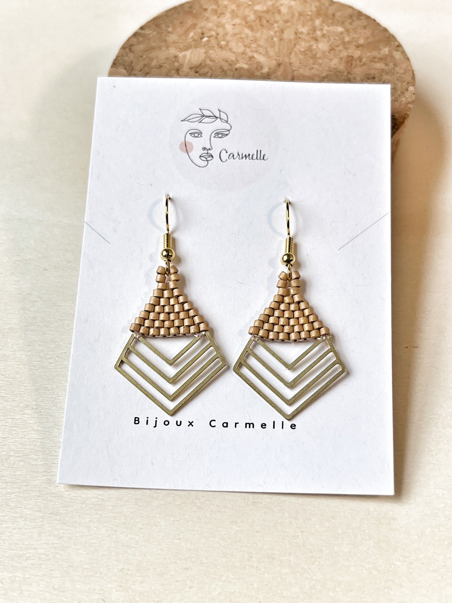 Bijoux Carmelle - Boucles d'oreilles artisanales en billes de verre style Boho chic fait à la main