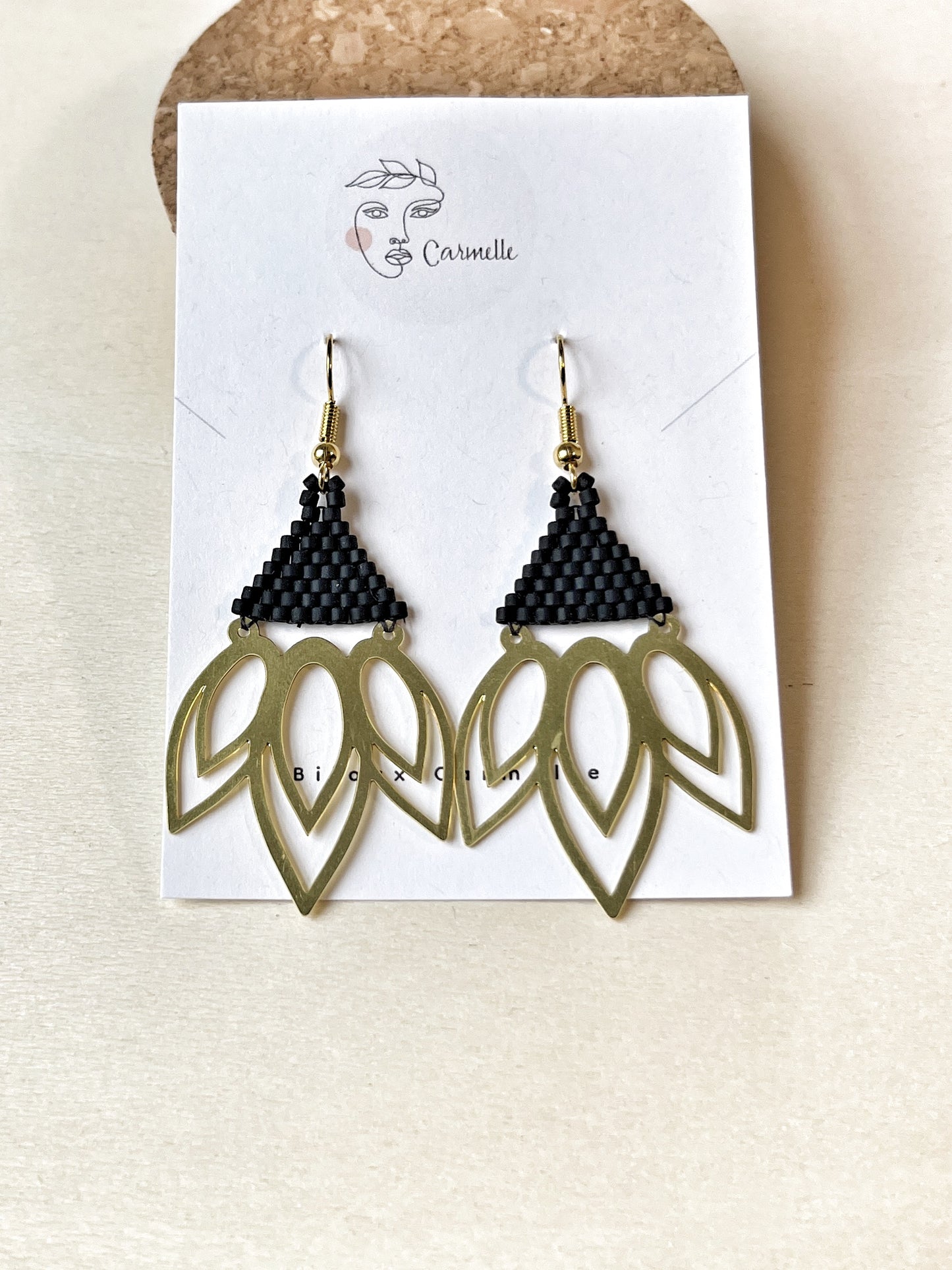 Bijoux Carmelle. Boucles d'oreilles bohème chic fait à la main.