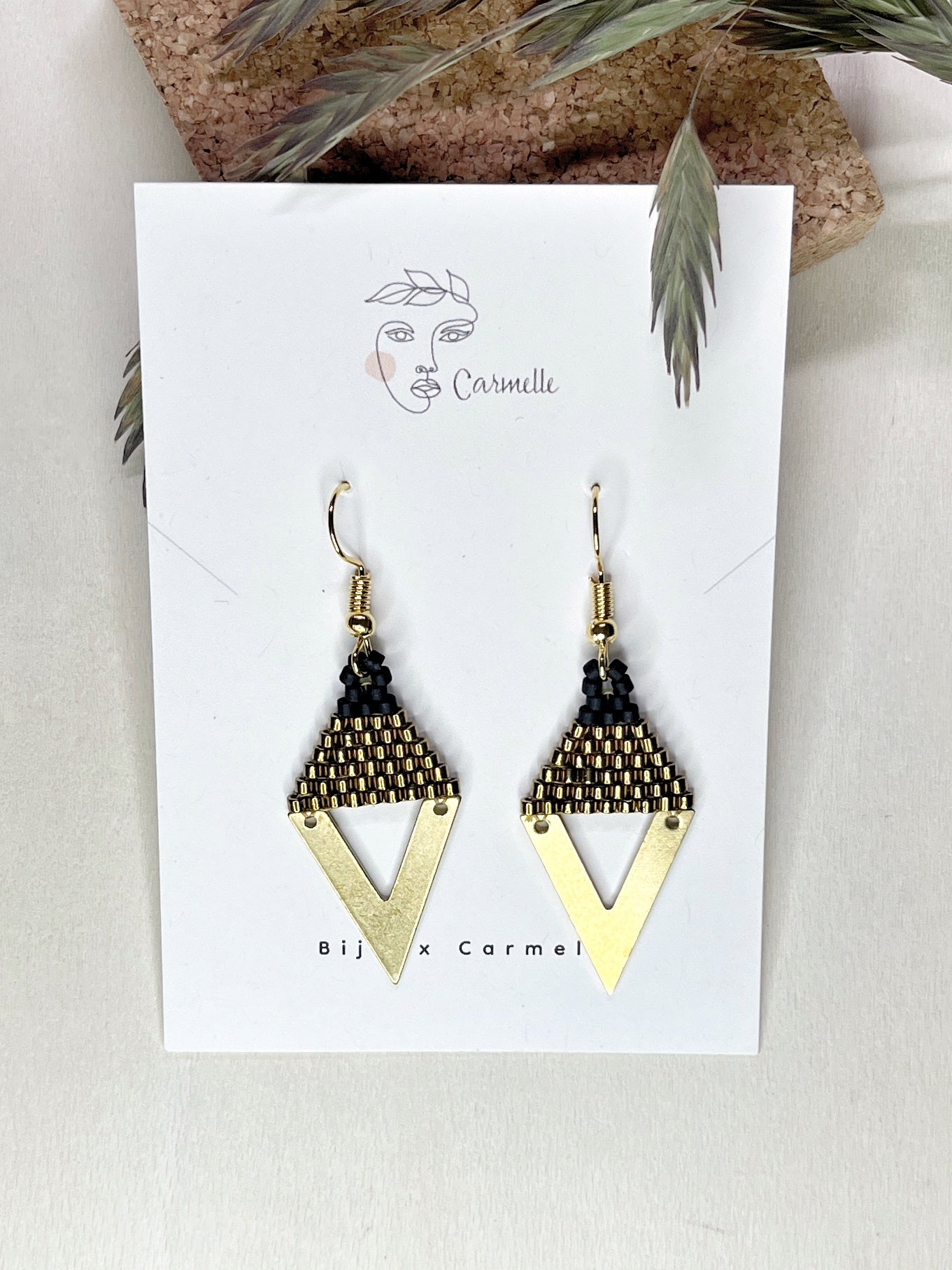 Boucles d'oreilles bohème chic fait à la main.