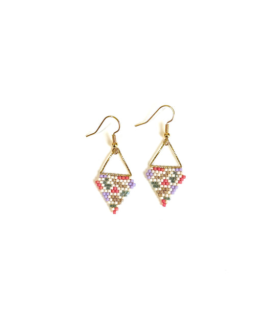Boucles d’oreilles multicolores, au motif terrazzo, en perles de verres miyuki.