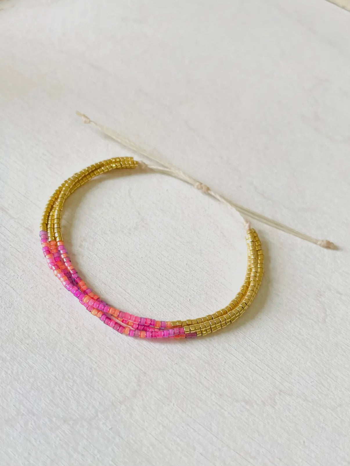Bracelet en perle de verre Miyuki.
